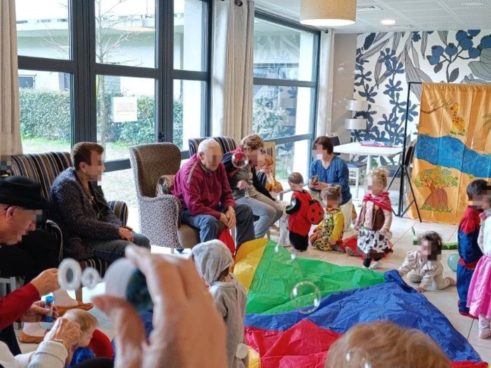 Carnaval et sourires retrouvés à la résidence Le Stade 🎭