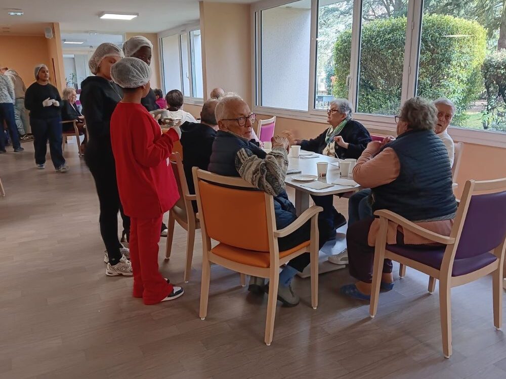 Un après-midi intergénérationnel qui fait du bien 💙